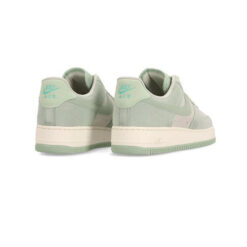 Pantofi Nike wmns air force 1 07 se trk3 hq1497-099