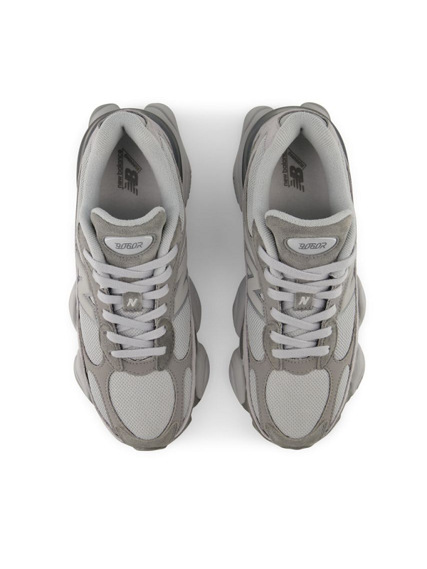 Pantofi New Balance 9060 u90609el
